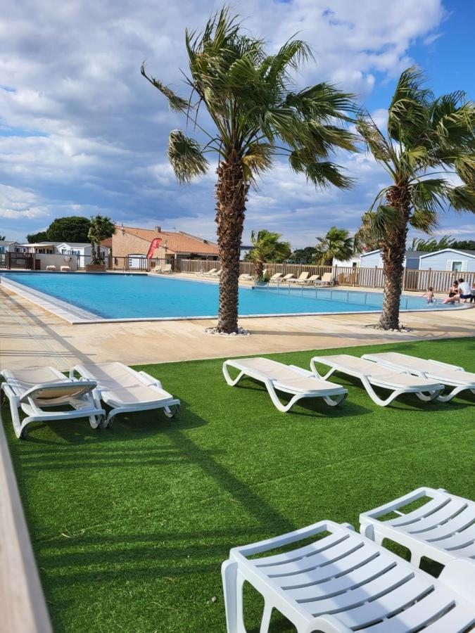 Anthony Mh 140 Hotel Port-la-Nouvelle Luaran gambar